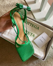 Load image into Gallery viewer, Bottega Veneta Stretch Heels