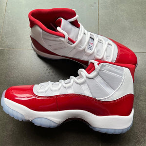 Jordan Retro 11 “Cherry”